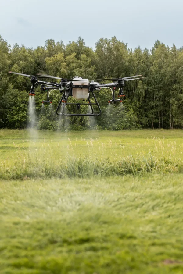 opryski dronem